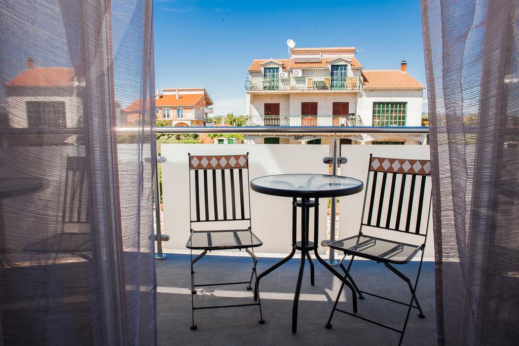 Gabi Rooms & Studio Apartment Лозовац Номер фото